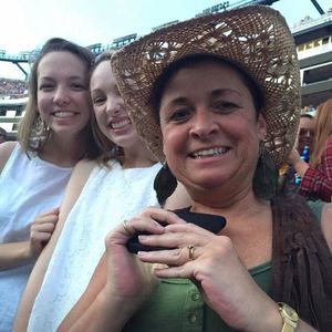 Meet your Posher, Jayde